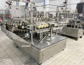 Engarrafadora garrafas de vidro com rolha - 4000 gar de 1L/hora